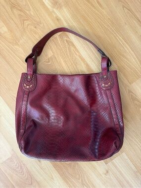 vintage red snakeskin faux leather Embossed Tote Bag